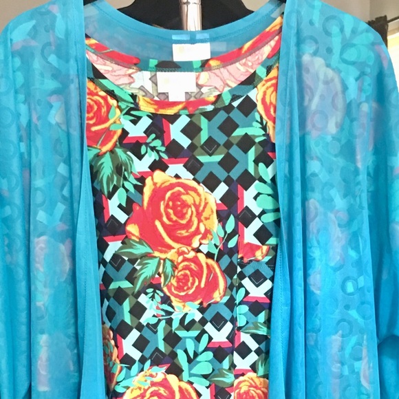 LuLaRoe M Carly/S Joy Vest! - Picture 1 of 4
